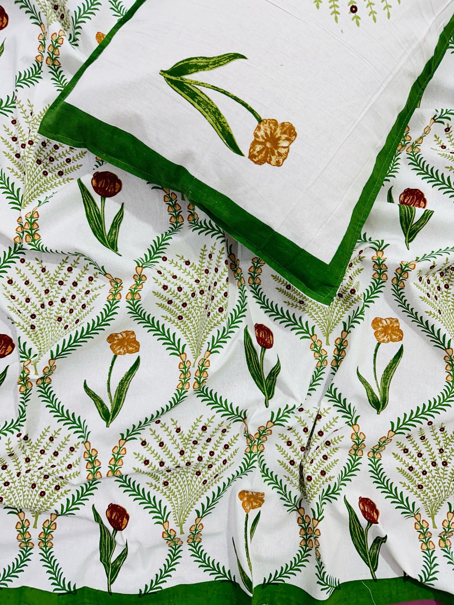 Leafy Single Bed Bedsheet (60x90) inch