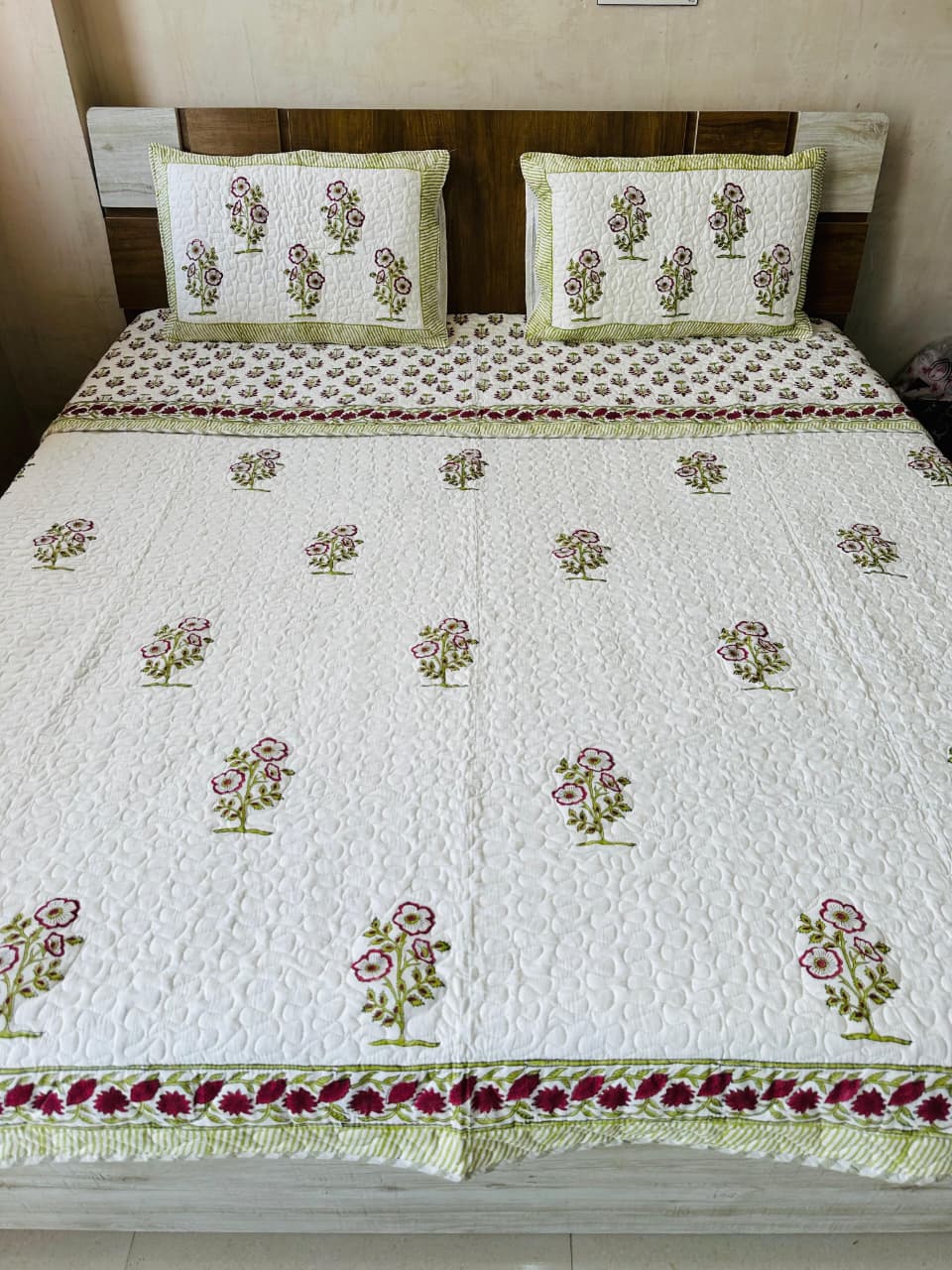 Block Printed Floral Bedcover with Quilted Pillow Covers - Double bed