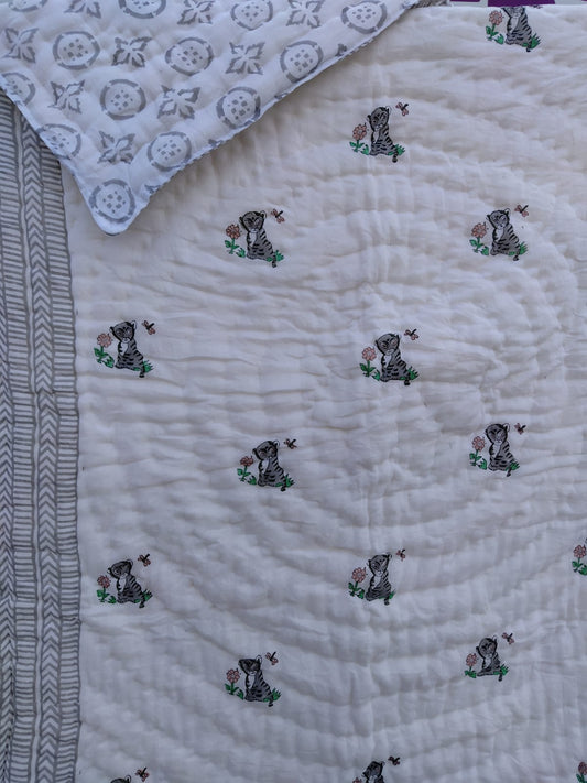 Baby Tiger Kids Cotton Quilt (45x60 inches)