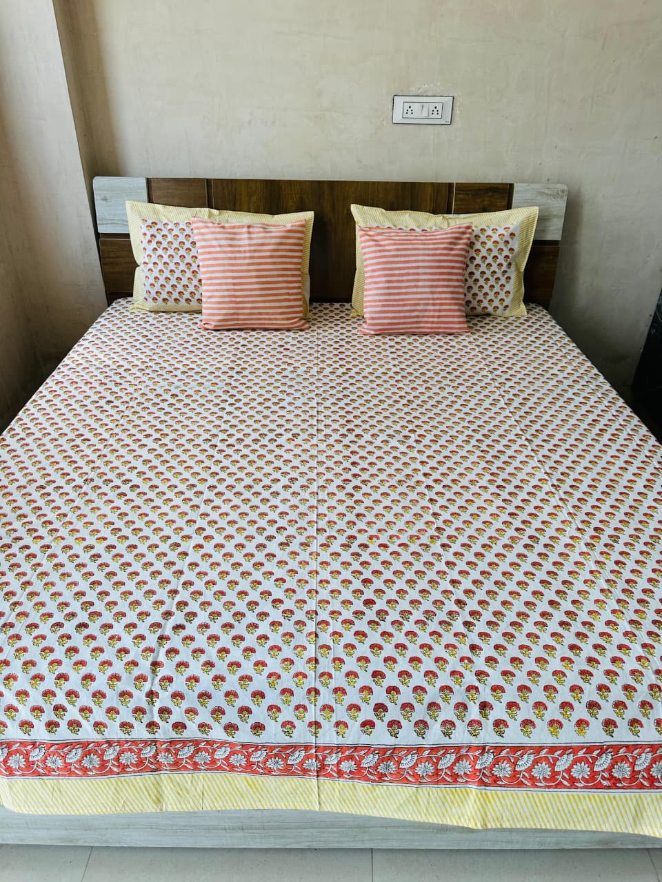 Red Booti Block Print Double Bed Bedsheet
