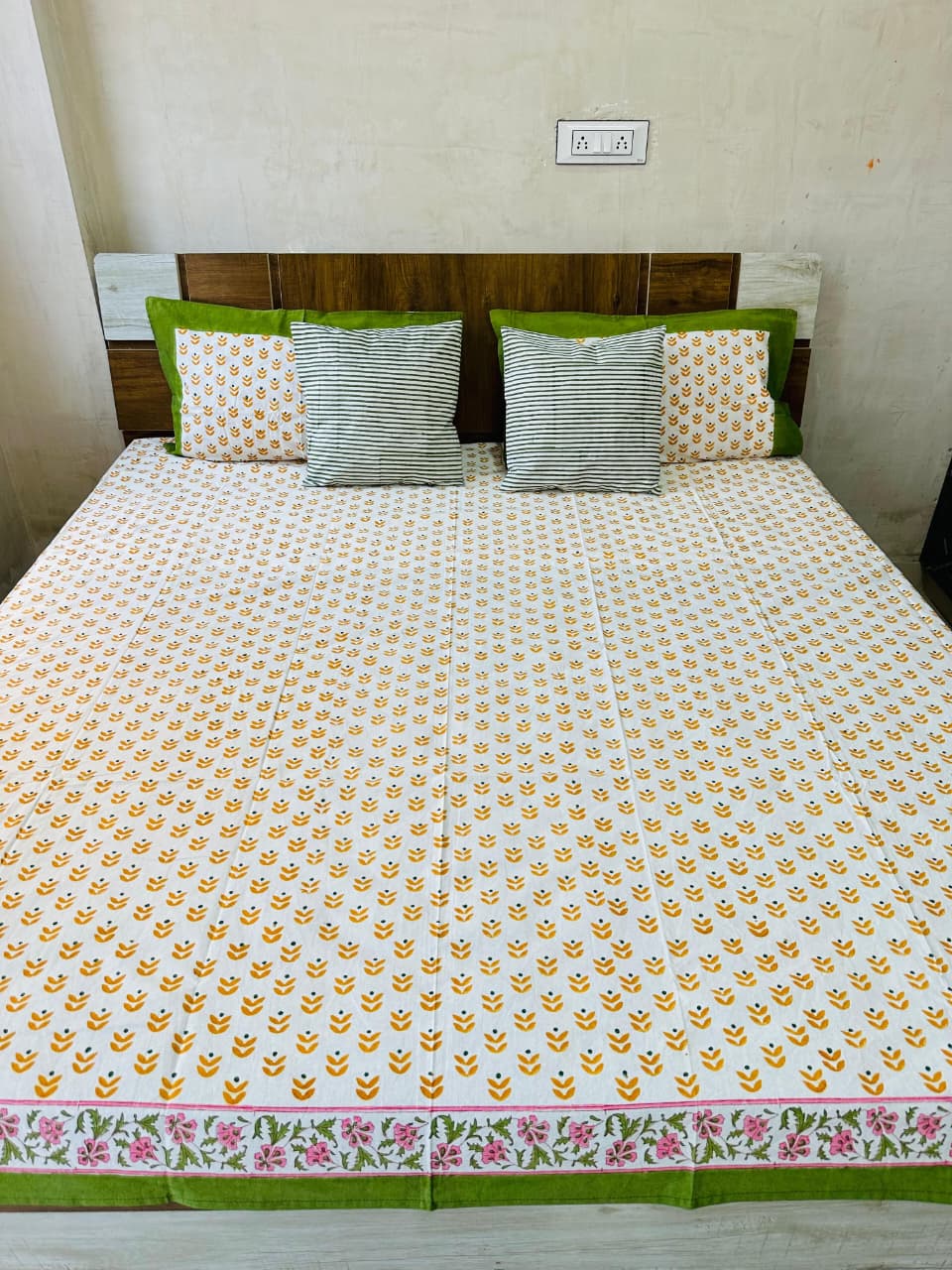 Yellow Booti Block Print Double Bed Bedsheet