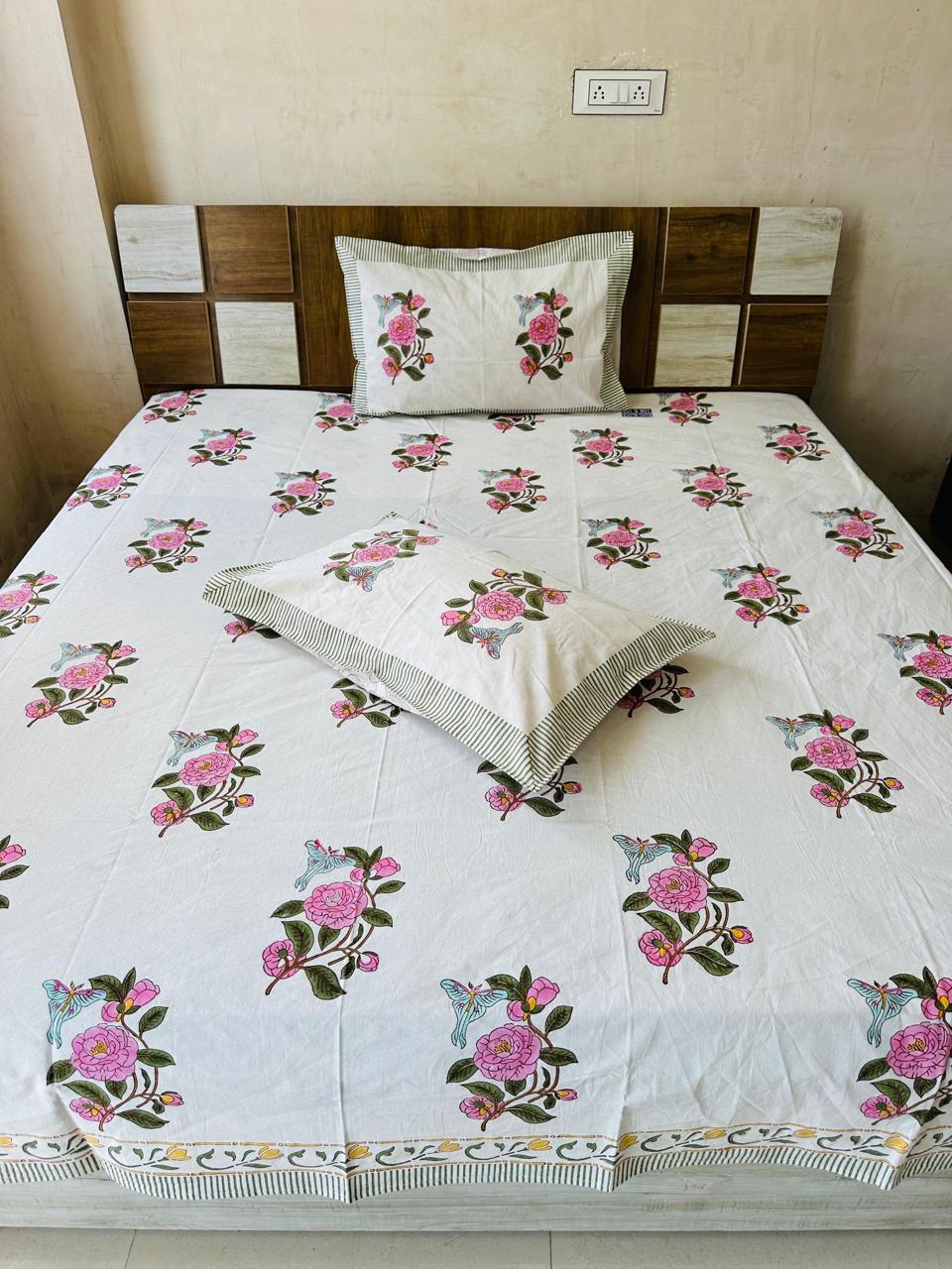 Fairy Pond Block Print King-size Bedsheet (108x108 inch)
