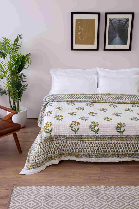 Traditional block printed jaipuri quilt razai, handmade by the local artisans. comes in double and single bed
