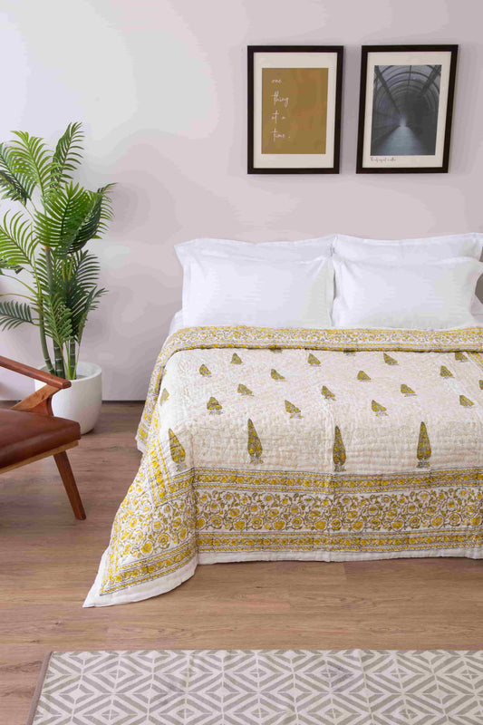 Beautiful Multi Color Bed Cotton Handmade Quilt at Rs 1800, हस्तनिर्मित  रजाई in Jaipur