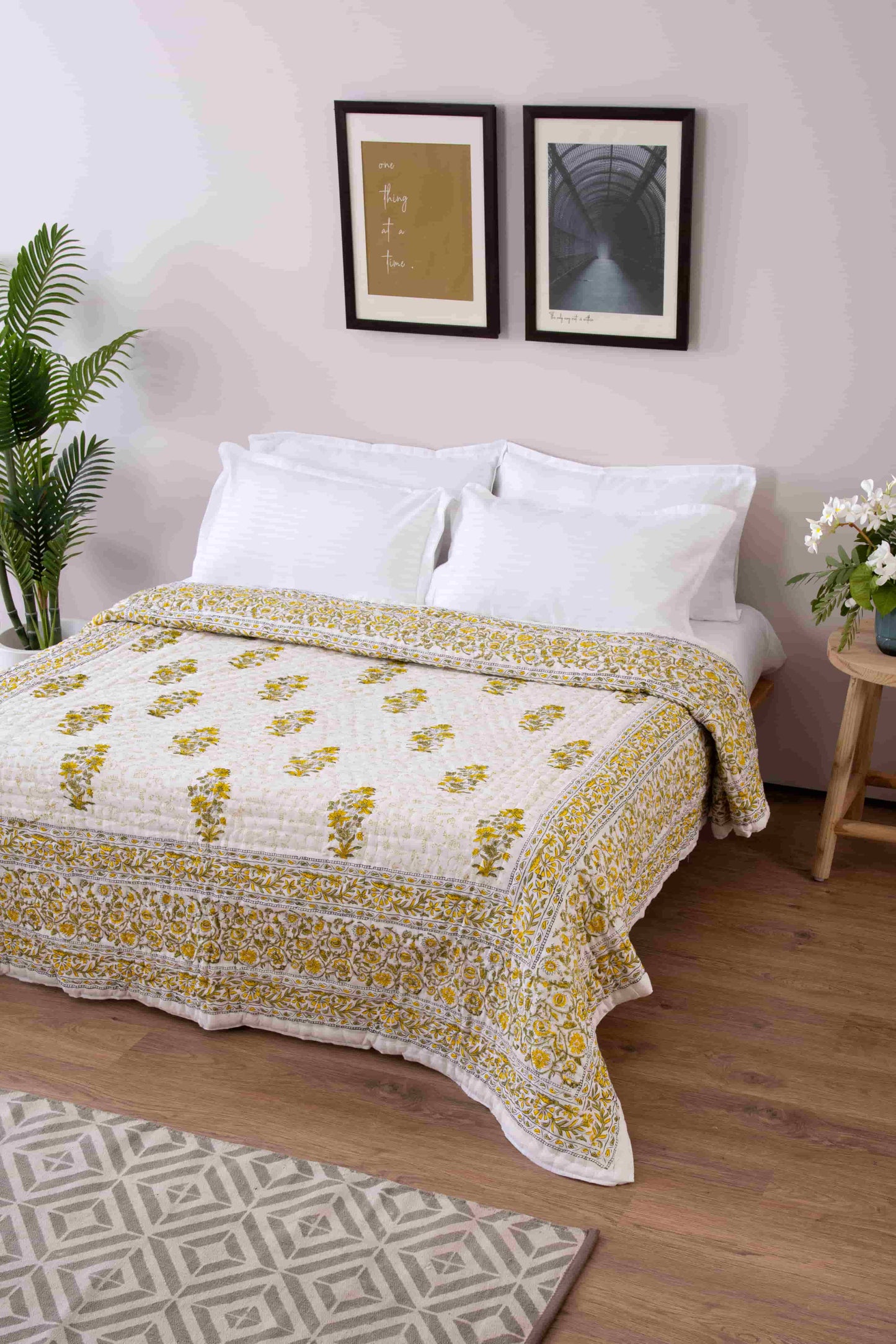 Traditional block printed jaipuri quilt razai, handmade by the local artisans. comes in double and single bed