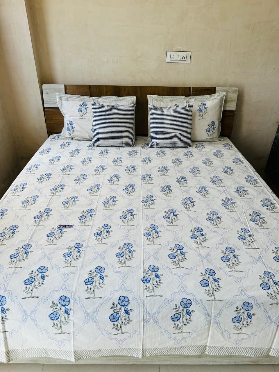 Blue Daisy Block Print Double Bed Bedsheet