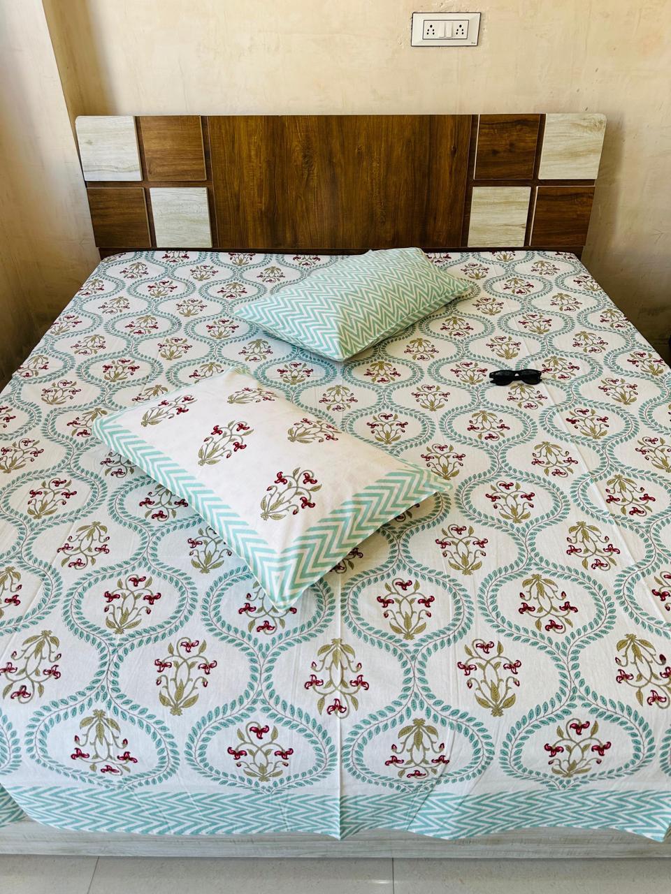 Royal Motif Premium Bedsheet Double Bed (100x108 inch)