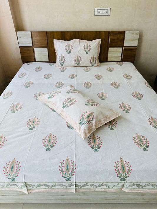 Light Flower Block Print King-size Bedsheet (108x108 inch)