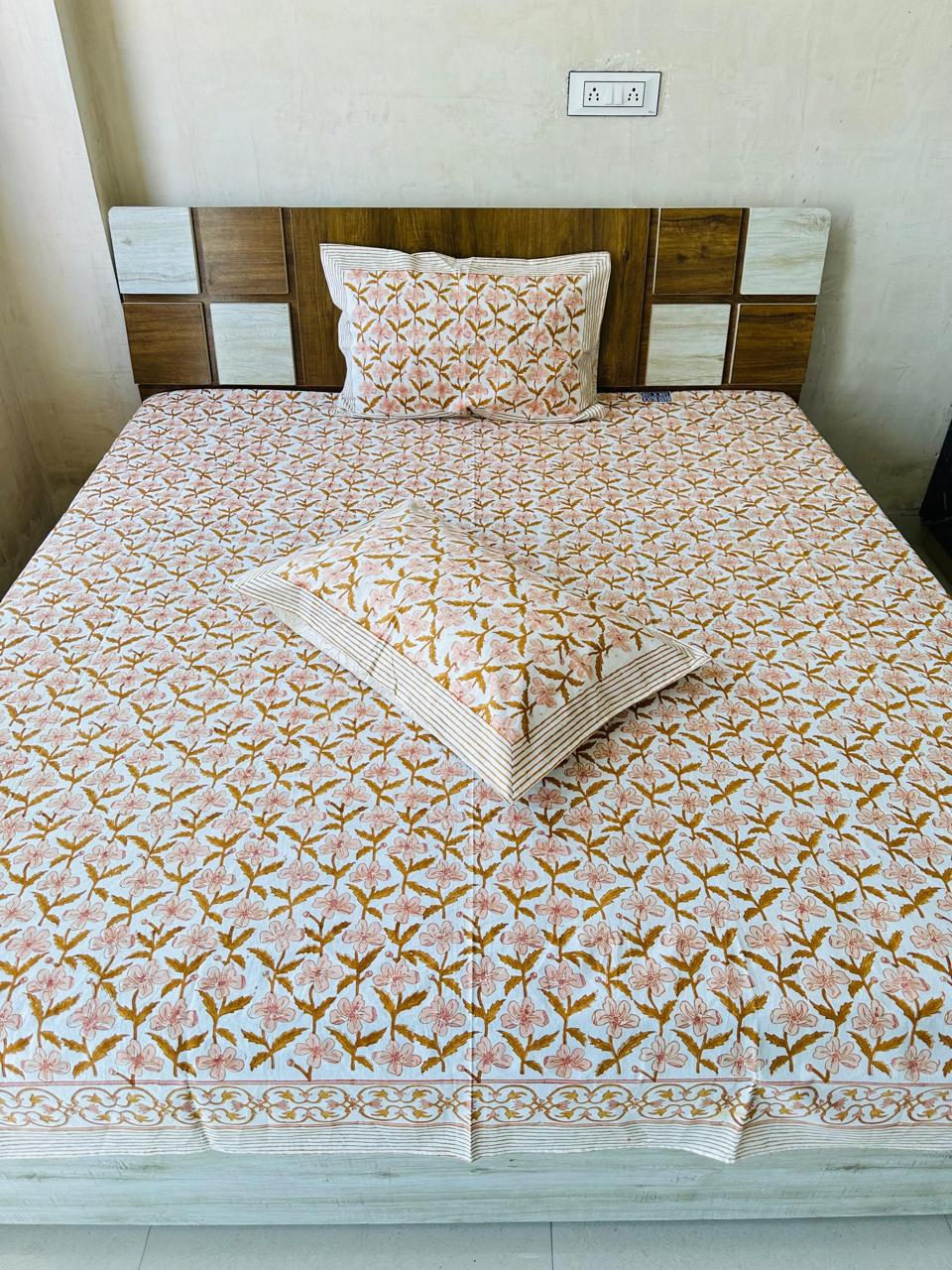 Bagh Block Print King-size Bedsheet (108x108 inch)