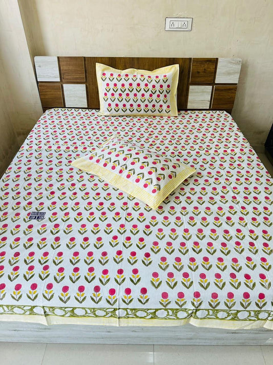 Red Booti Block Print King-size Bedsheet (108x108 inch)